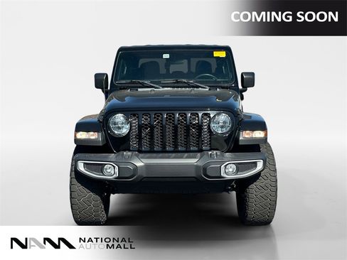 Used 2022 Jeep Gladiator Sport image 8