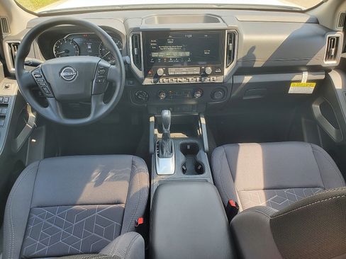 New 2025 Nissan Frontier SV image 10