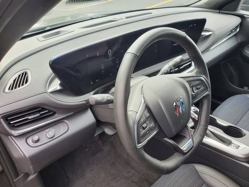 Certified 2024 Buick Envista Preferred w/ Convenience I Package FWD image 22