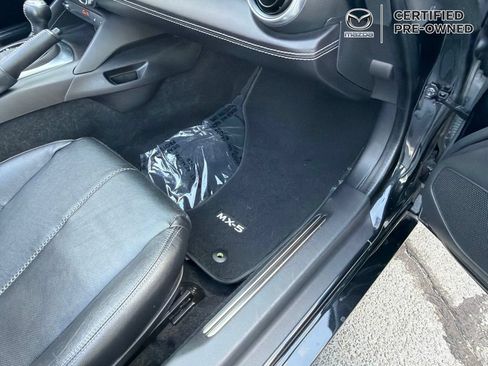 Used 2022 MAZDA MX-5 Miata RF Grand Touring RWD image 30