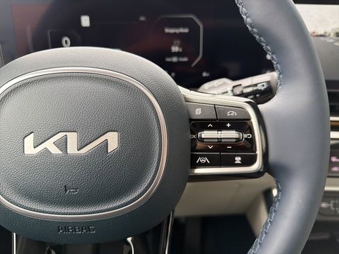 New 2026 Kia Carnival SX Prestige FWD image 36