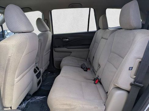 Used 2016 Honda Pilot EX image 16