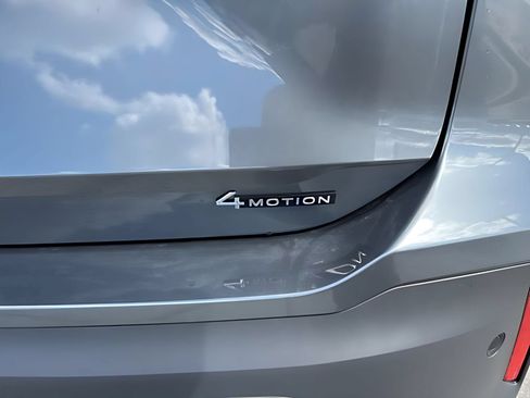 New 2026 Volkswagen Tiguan SE AWD/4WD image 13