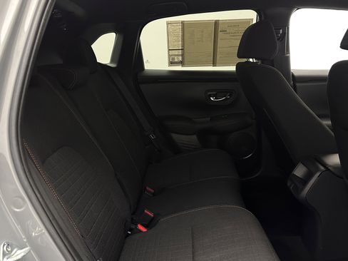 Used 2025 Honda HR-V Sport image 30