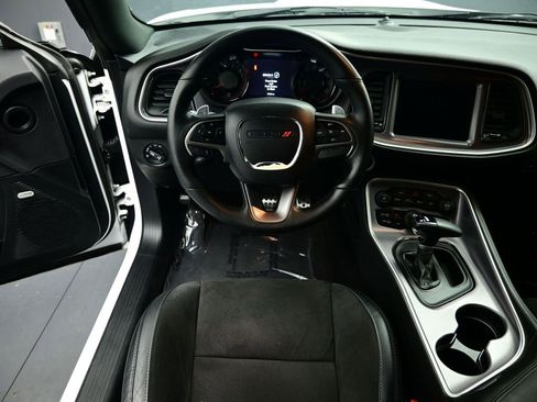 Used 2019 Dodge Challenger R/T w/ Plus Package image 2