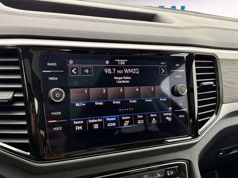 Used 2023 Volkswagen Atlas SE w/ Panoramic Sunroof Package image 14