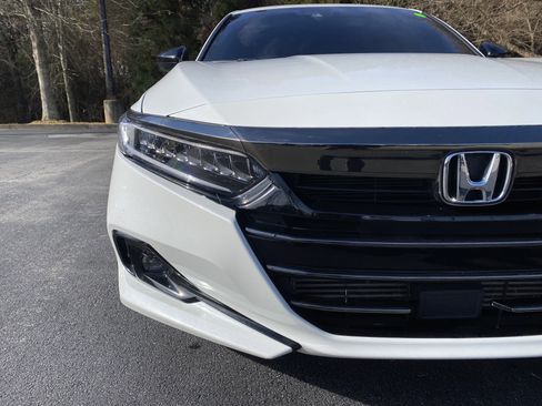 Used 2022 Honda Accord Sport image 13