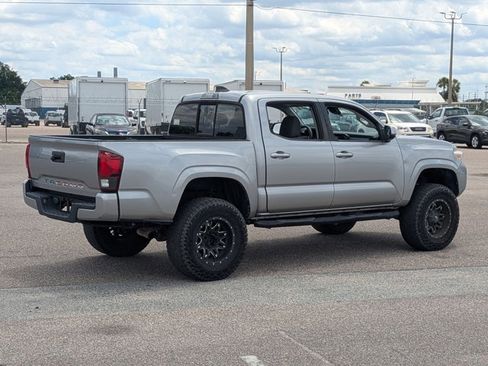 Used 2020 Toyota Tacoma SR w/ SR Convenience Package RWD image 5