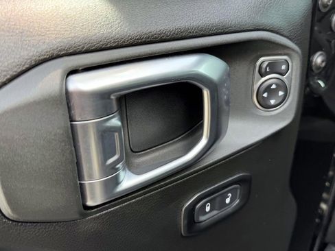 Certified 2024 Jeep Wrangler Sport S image 17