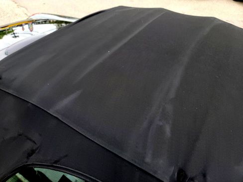 Used 2004 Ford Thunderbird Deluxe image 20