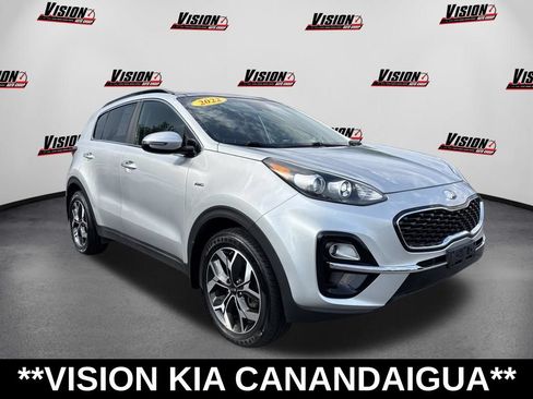 Used 2022 Kia Sportage EX AWD/4WD image 3