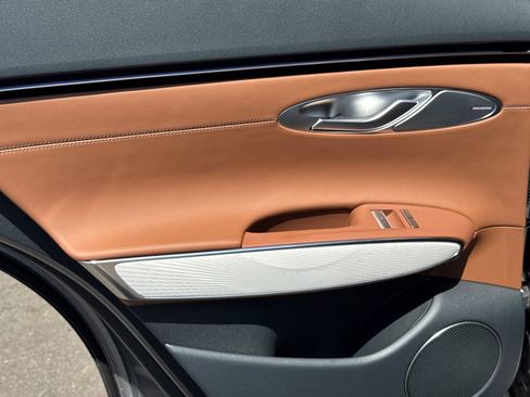 New 2026 Genesis GV70 2.5T Advanced AWD/4WD image 22