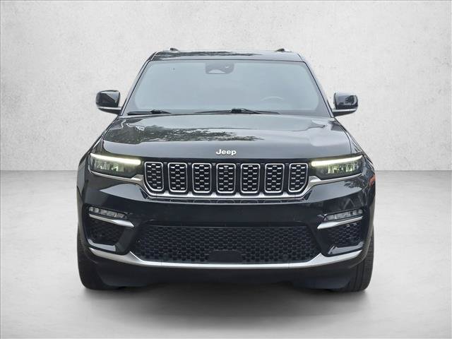 Used 2022 Jeep Grand Cherokee Summit AWD/4WD image 2