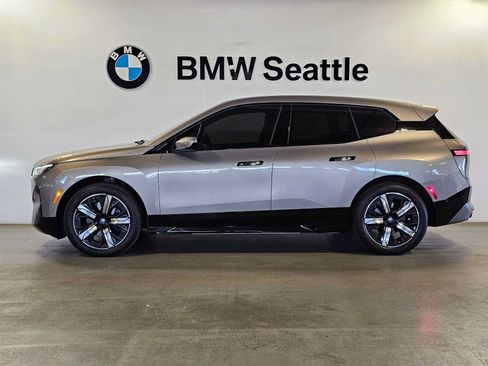 Certified 2025 BMW iX xDrive50 w/ Sport Package AWD/4WD image 3