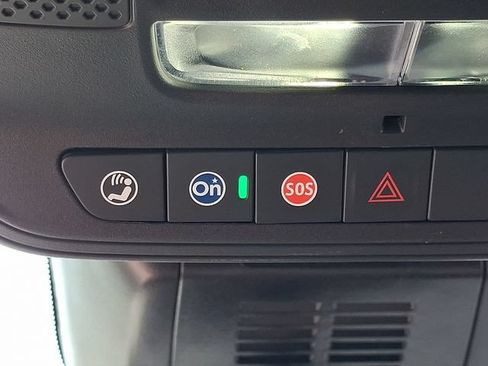 Used 2026 Chevrolet Equinox LT FWD image 25