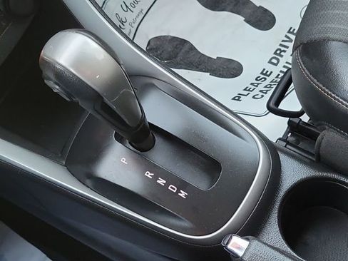 Used 2021 Chevrolet Trax LT w/ Driver Confidence Package image 23