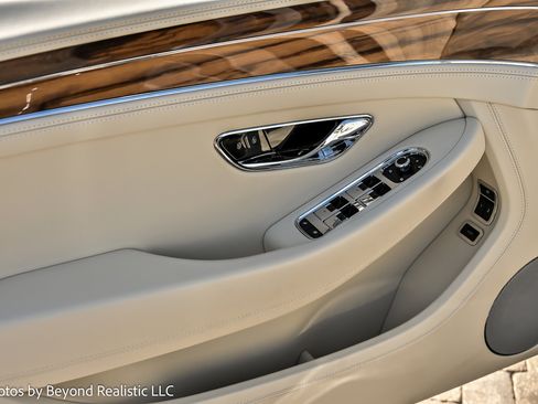 Used 2020 Bentley Continental GT image 21