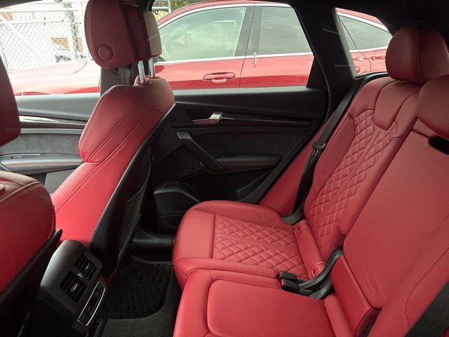 Used 2023 Audi SQ5 Premium Plus w/ Premium Plus Package AWD/4WD image 5