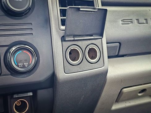 Used 2019 Ford F350 XL w/ Power Equipment Group image 28