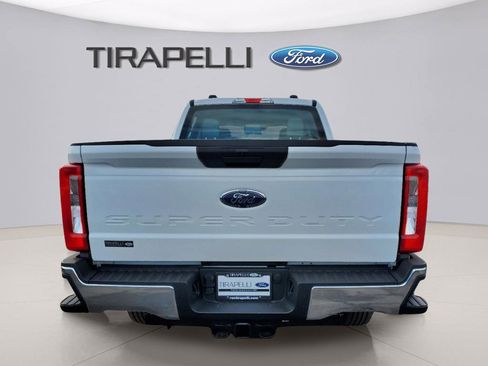 New 2025 Ford F250 XL w/ XL Chrome Package image 9