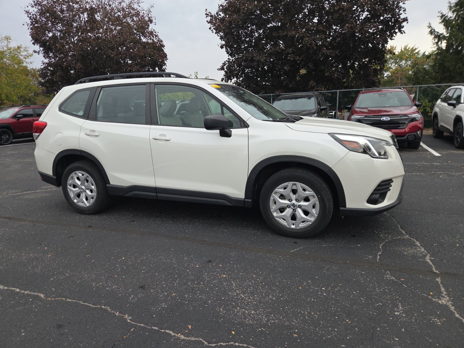 Used 2022 Subaru Forester AWD/4WD image 3