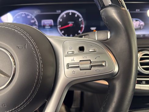 Used 2020 Mercedes-Benz S 560 4MATIC Sedan image 46