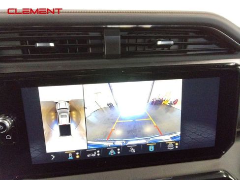 Used 2022 GMC Sierra 1500 AT4 w/ AT4 Premium Package image 19