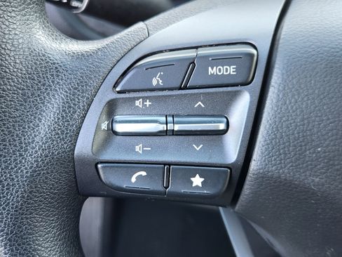 Used 2023 Hyundai Kona SEL image 22