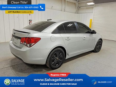Used 2015 Chevrolet Cruze LS FWD image 4