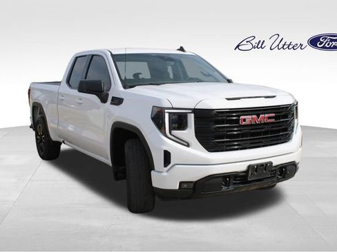 Used 2023 GMC Sierra 1500 Elevation image 3