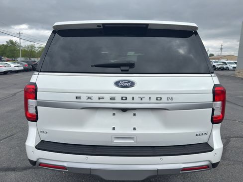 Used 2024 Ford Expedition Max XLT AWD/4WD image 7