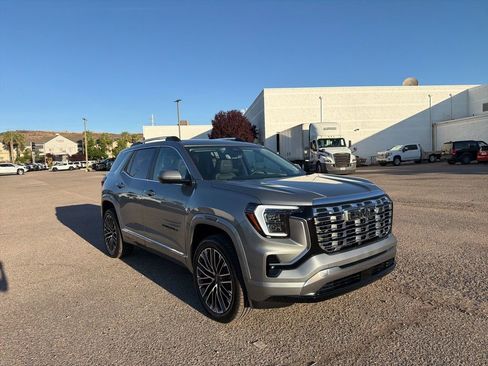 New 2026 GMC Terrain Denali w/ LPO, Black Badging Package AWD/4WD image 3