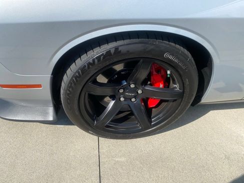 Used 2023 Dodge Challenger SRT Hellcat w/ Driver Convenience Group RWD image 12