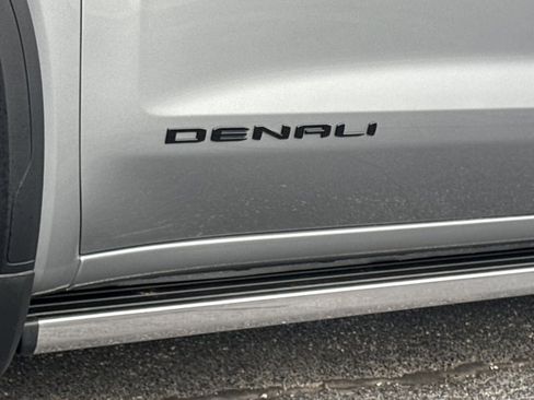 Used 2026 GMC Sierra 1500 Denali w/ Denali Reserve Package AWD/4WD image 14