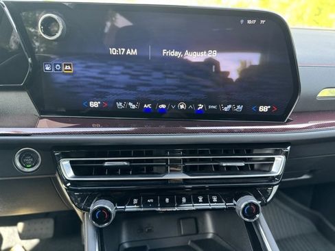 Used 2024 Chevrolet Traverse RS w/ LPO, Floor Liner Package image 24