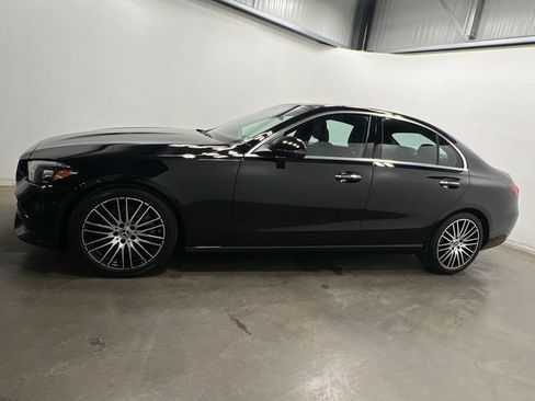 Used 2022 Mercedes-Benz C 300 4MATIC Sedan image 2