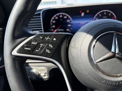 Used 2024 Mercedes-Benz GLE 350 4MATIC image 15