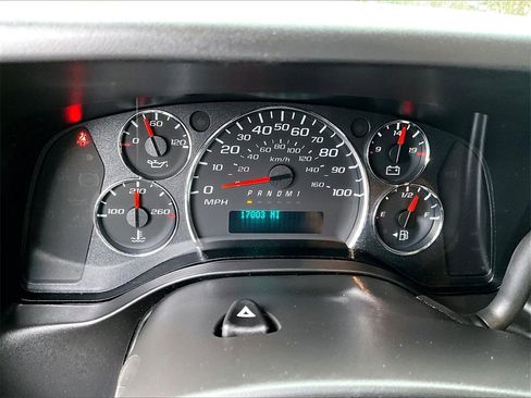 Certified 2023 Chevrolet Express 2500 w/ Driver Convenience Package image 15