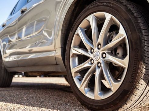 Used 2024 Buick Encore GX Avenir image 13