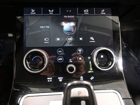 Used 2020 Land Rover Range Rover Evoque SE AWD/4WD image 24
