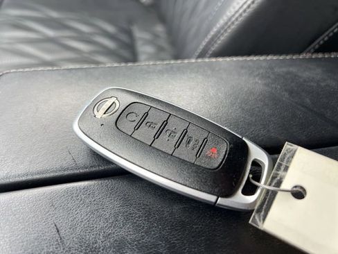 Used 2023 Nissan Rogue Platinum w/ Platinum Premium Package image 19