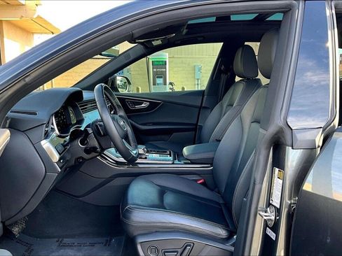 Used 2021 Audi Q8 Premium Plus w/ Premium Plus Package image 14