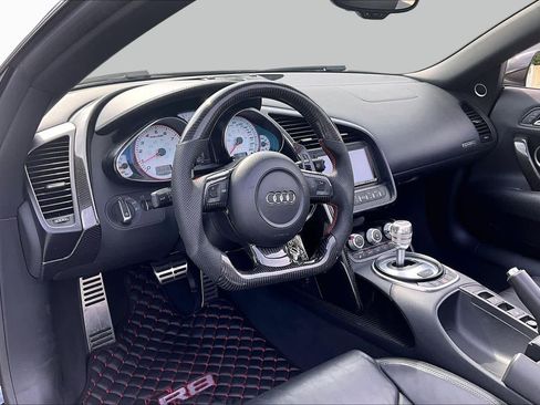 Used 2011 Audi R8 V10 AWD/4WD image 16