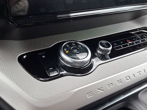 New 2026 Ford Expedition Max Active image 10