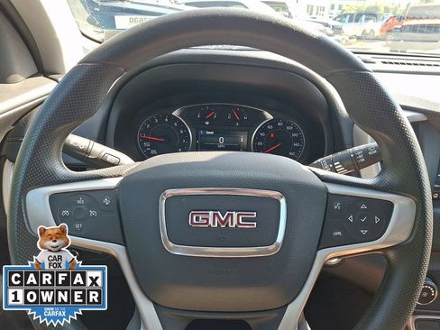 Used 2024 GMC Terrain SLE AWD/4WD image 19