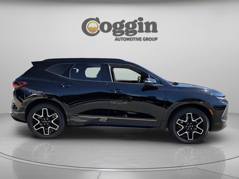 Used 2025 Chevrolet Blazer RS w/ Driver Confidence II Package FWD image 6