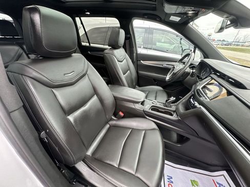 Used 2024 Cadillac XT6 Luxury w/ LPO, Floor Liner Package AWD/4WD image 26