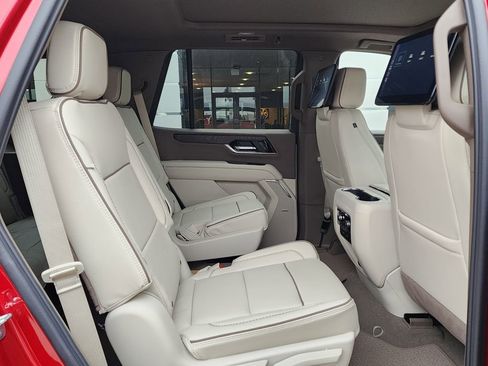 New 2026 GMC Yukon Denali w/ Denali Reserve Package AWD/4WD image 52
