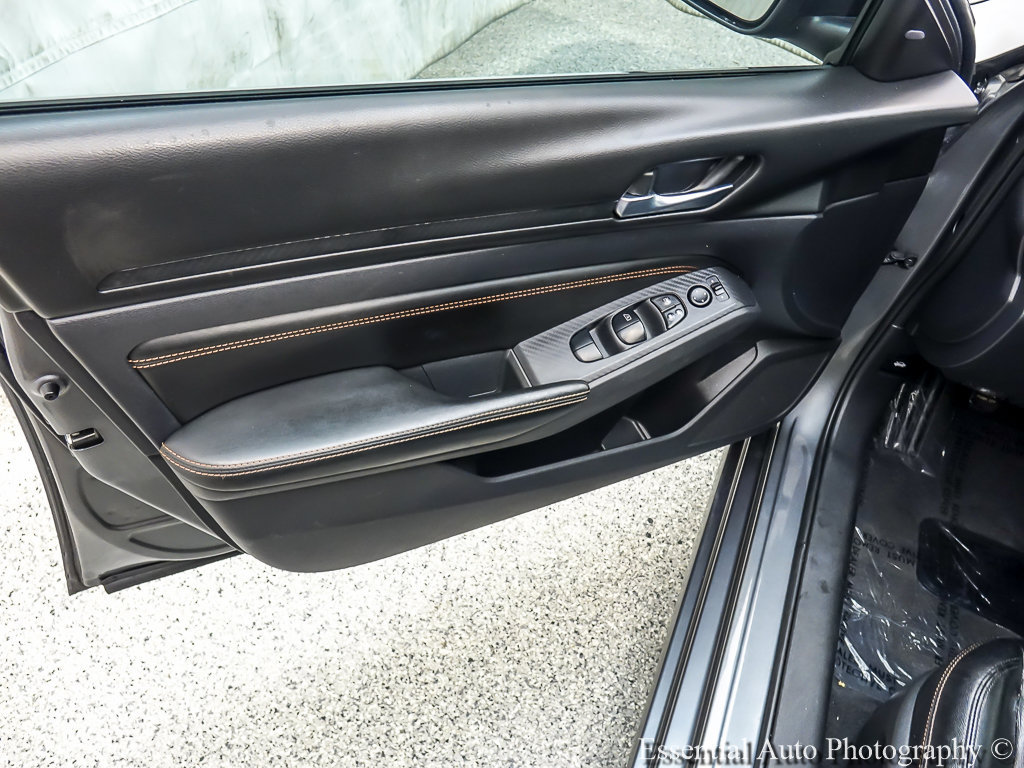 Used 2019 Nissan Altima 2.5 SR FWD image 19