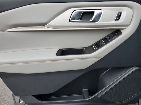 New 2026 Ford Explorer Active w/ Active Comfort Package image 26